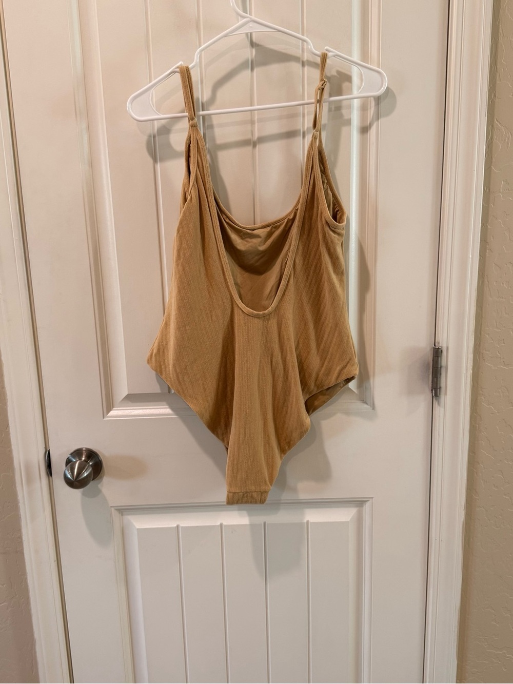 WEWOREWHAT Scoop Cami One Piece Swimsuit XXL NWT Bread Basket Beige - Picture 3 of 14